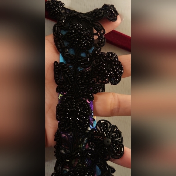 XSCAPE-Beautifful Dress- Multi designed and colors. - Picture 7 of 9